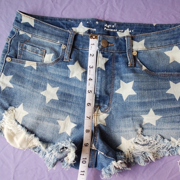 3 Jean Shorts - Picture 7 of 14